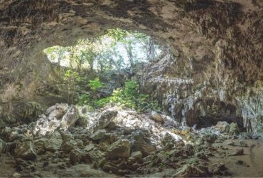 Una grotta nelle foreste del Kenya rivela la piu antica sepoltura Y4eu4 1 6