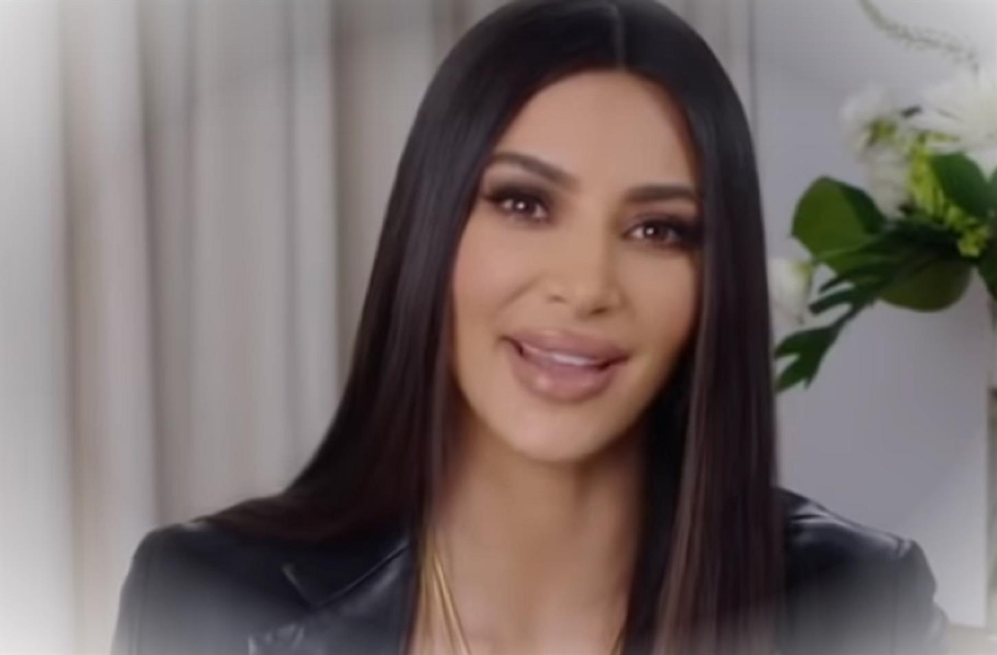 Kim Kardashian vuole uscire di nuovo tra Kanye West Irina Shayk6bMzBK5M 1