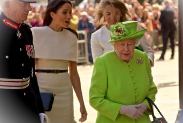 La regina Elisabetta ha cacciato Meghan Markle dalla famiglia reale38lROGN 18