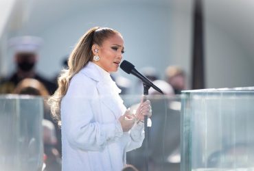 Jennifer Lopez secondo quanto riferito vuole tagliare i legamiIhHG5td 18