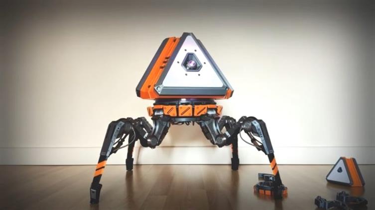 Un fan di Apex ha creato una zecca robotica a grandezza naturale che cZqpJa 1 1