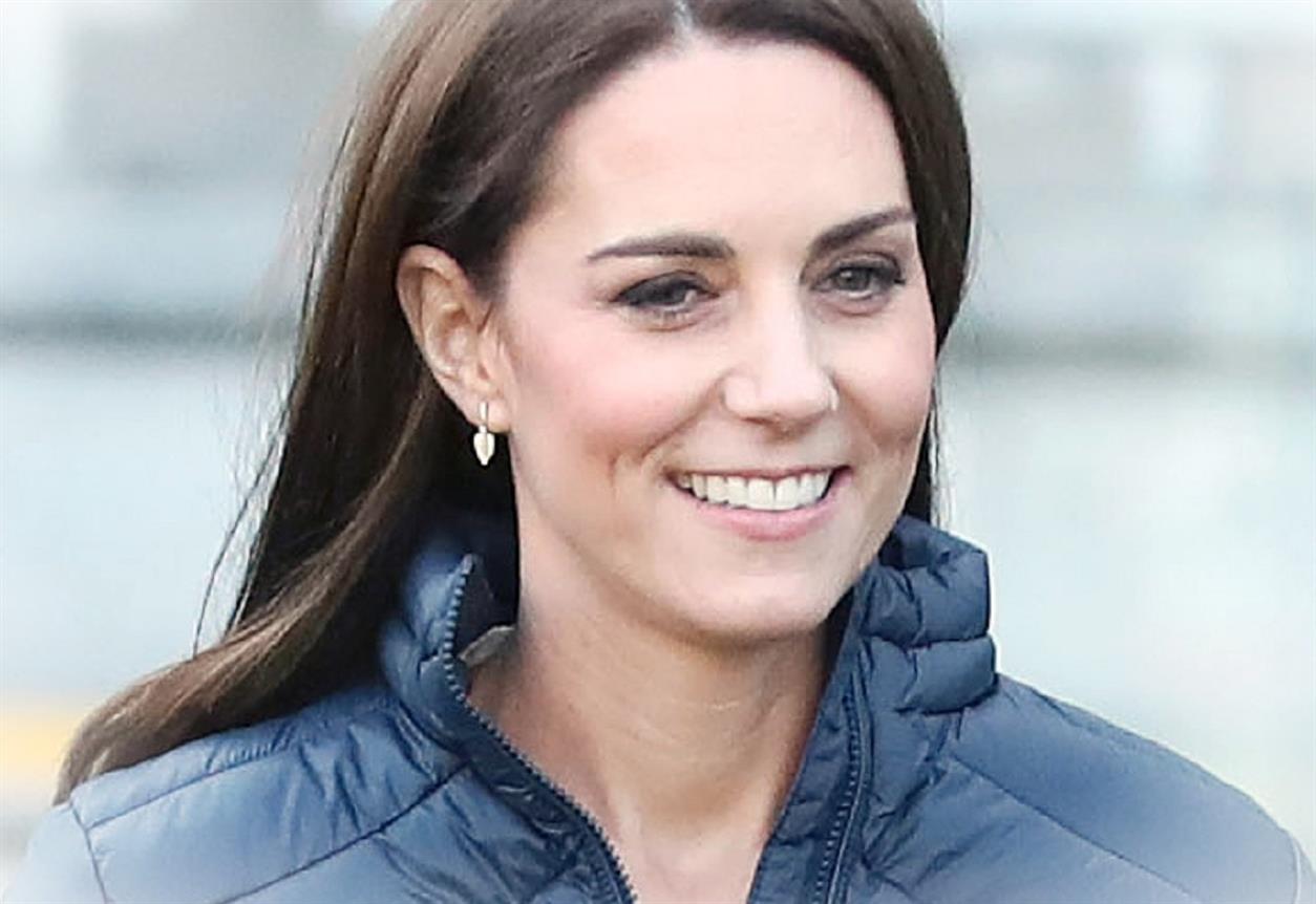 Kate Middleton dimostra ancora una volta di essere una regina inQXydF 1