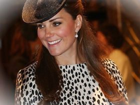 Kate Middleton toglie i riflettori da Meghan Markle con questa mossazGY2PaFlW 3