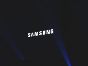 Samsung brevetta un display pieghevole estensibile e arrotolabile per BAL8cZtL 1 3