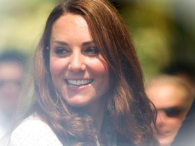 Kate Middleton accusata di copiare Meghan Markle chiamata Copycat maMI7Od9a 3