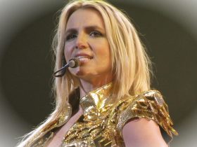 Britney Spears Sam Asghari lascia cadere indizi sul matrimonio un8mVIA 3