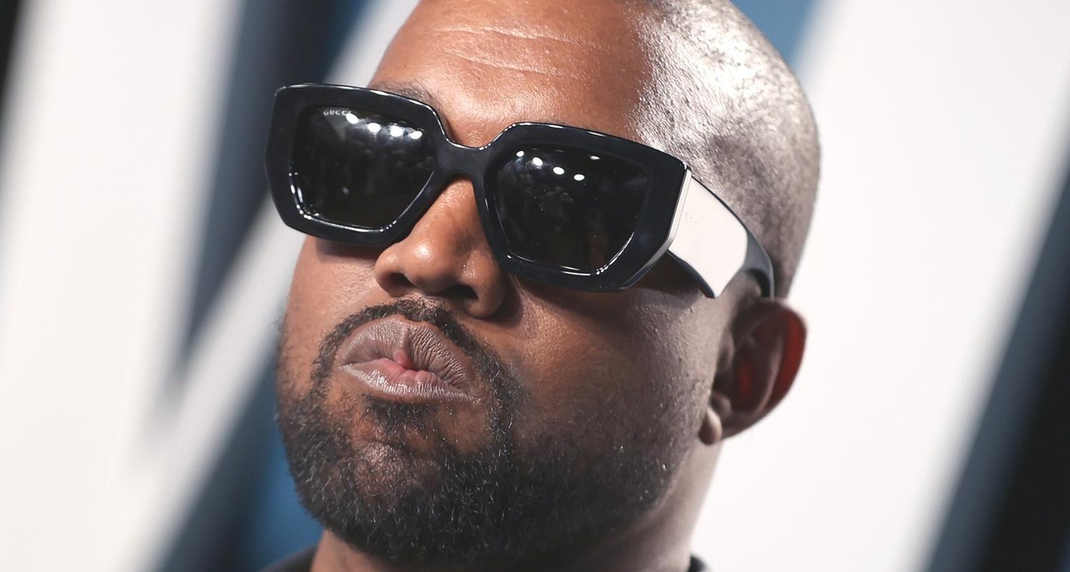 Kanye West prima e dopo La stupefacente trasformazione di Kanye West M7xCMv 3 5