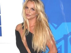Britney Spears manca di rispetto alle celebrita di Hollywood 1Sx07ohw 1 3
