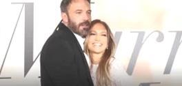 Jennifer Lopez rivela il suo nuovo nome dopo le nozze a Las Vegas con rmTkGh 3 5