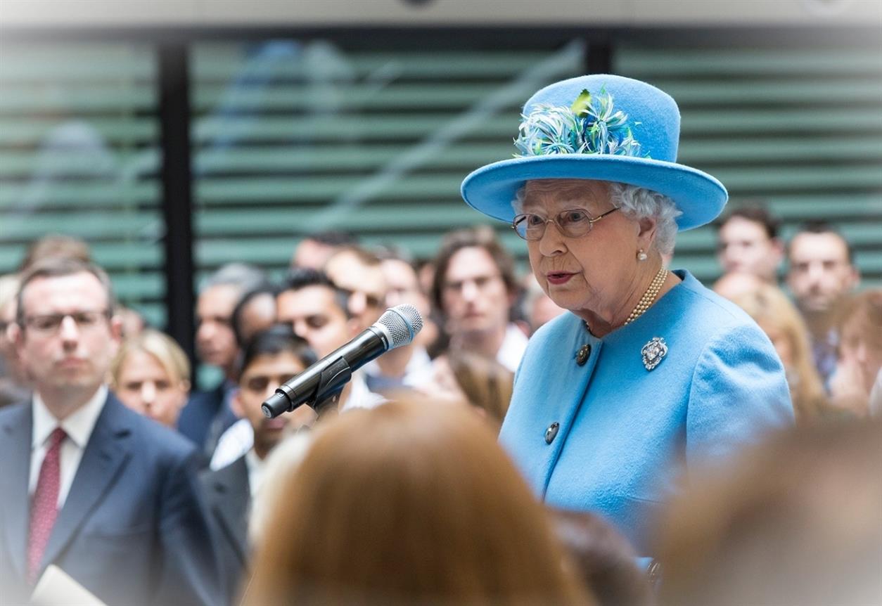 La Regina Elisabetta II e preoccupata per la sua salute Sua Maesta2gfGEdpL8 1