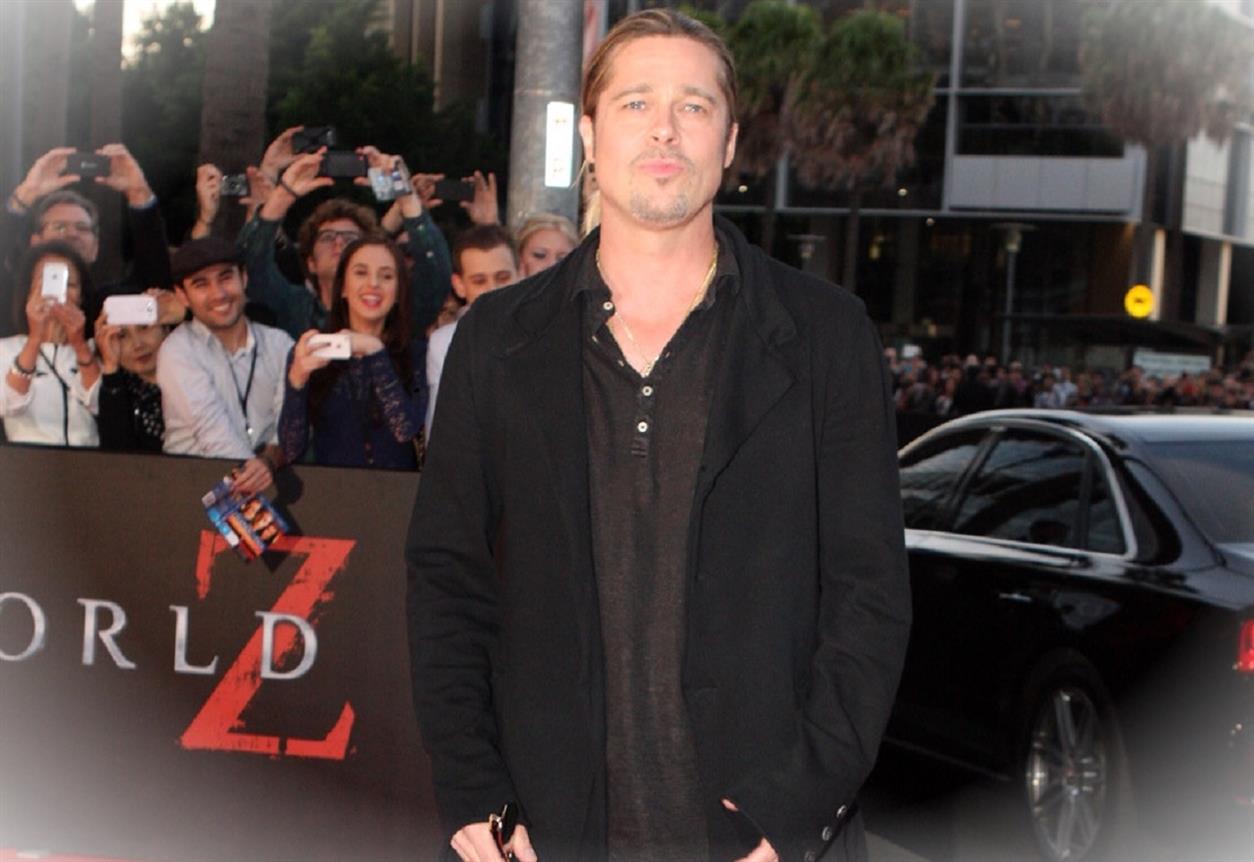 Brad Pitt avrebbe messo da parte le liti con Angelina Jolie per avereI423p 1