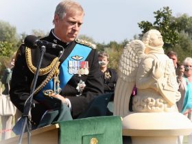 Prince Andrew Reportedly Feels Disrespected Dictated Over DressRUSd3bH9F 3